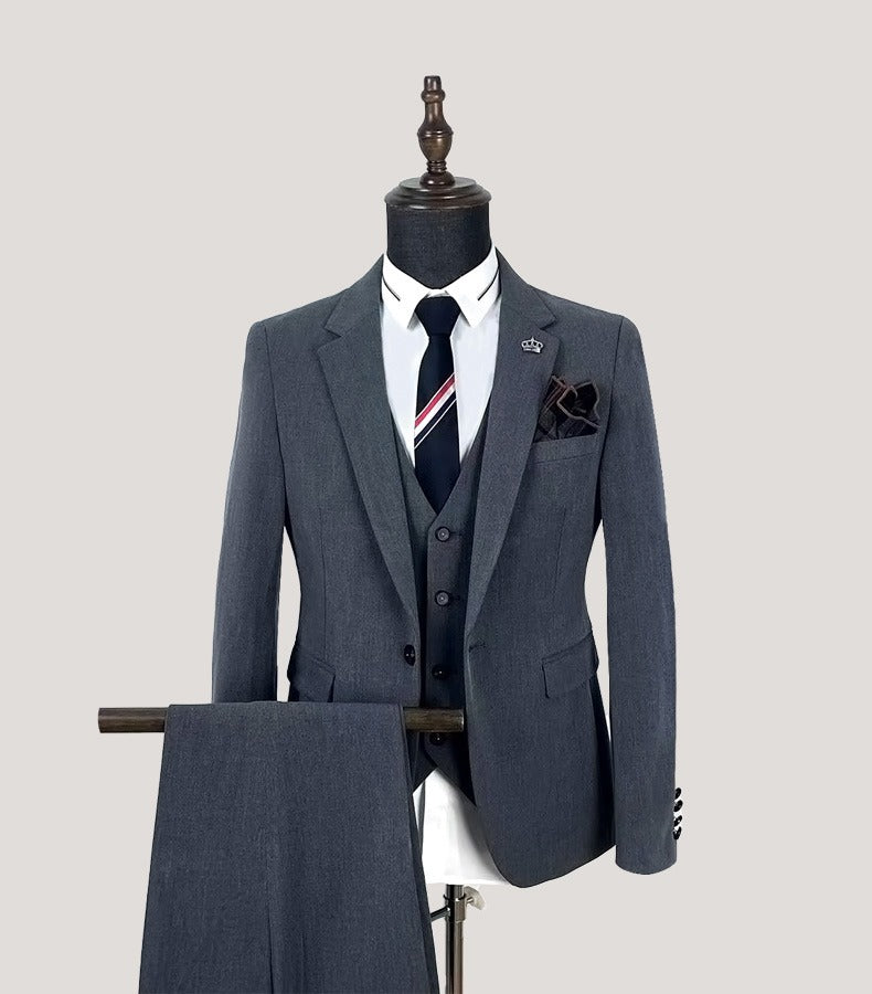 Sharp & Tailored - Completo da uomo slim fit monopetto elegante, completo da giacca, pantaloni e gilet da matrimonio | HC69