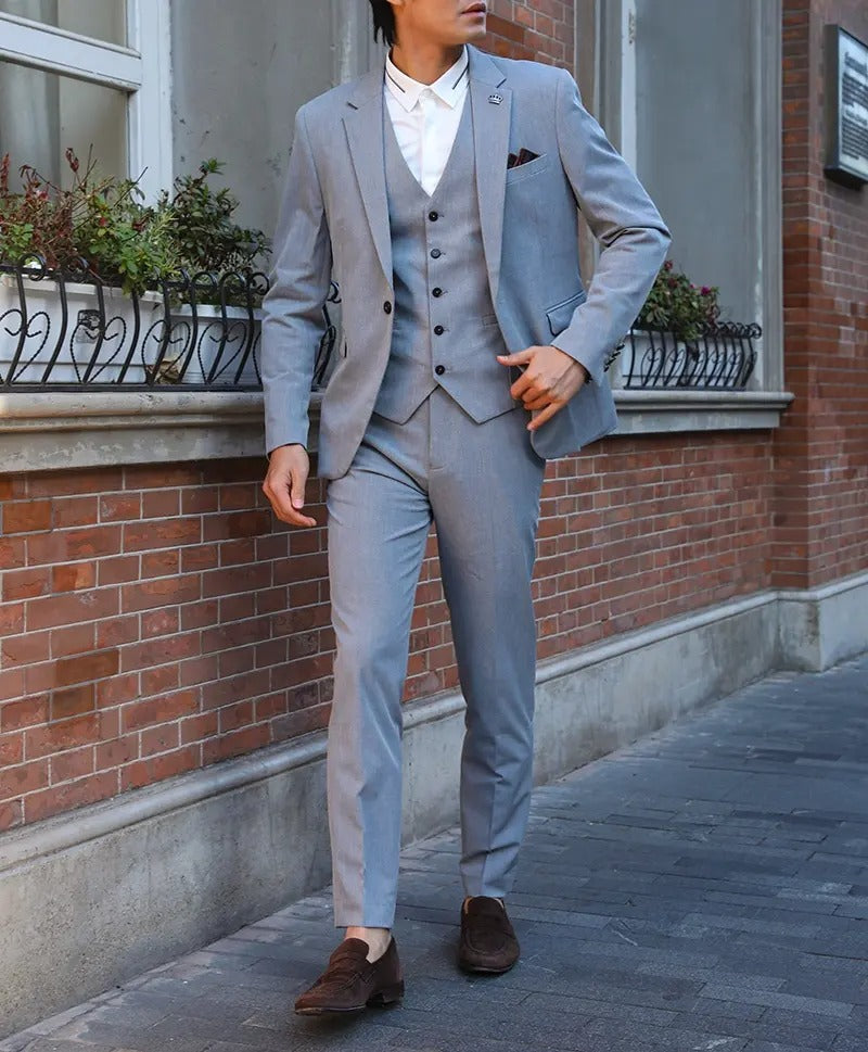 Sharp & Tailored - Completo da uomo slim fit monopetto elegante, completo da giacca, pantaloni e gilet da matrimonio | HC69