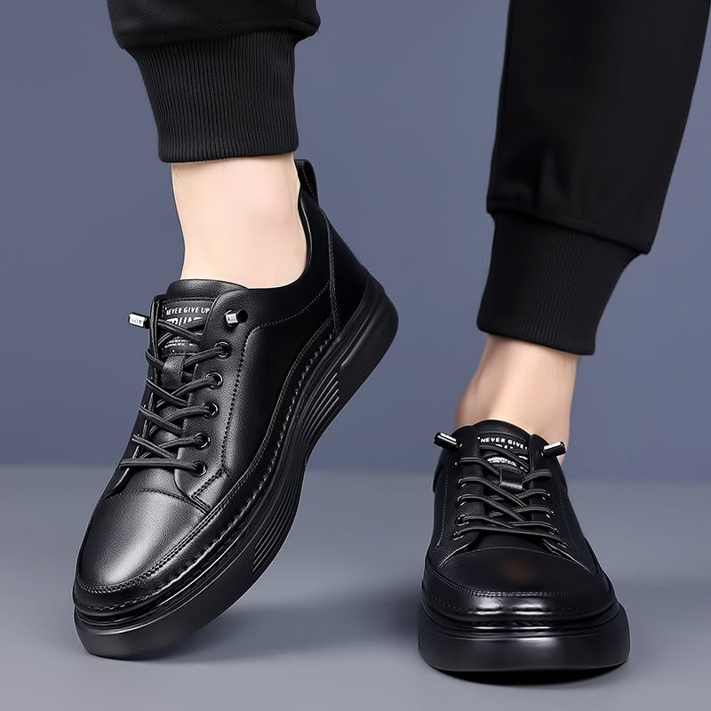 Sneakers in pelle casual con punta affilata comode scarpe traspiranti con lacci | L8081