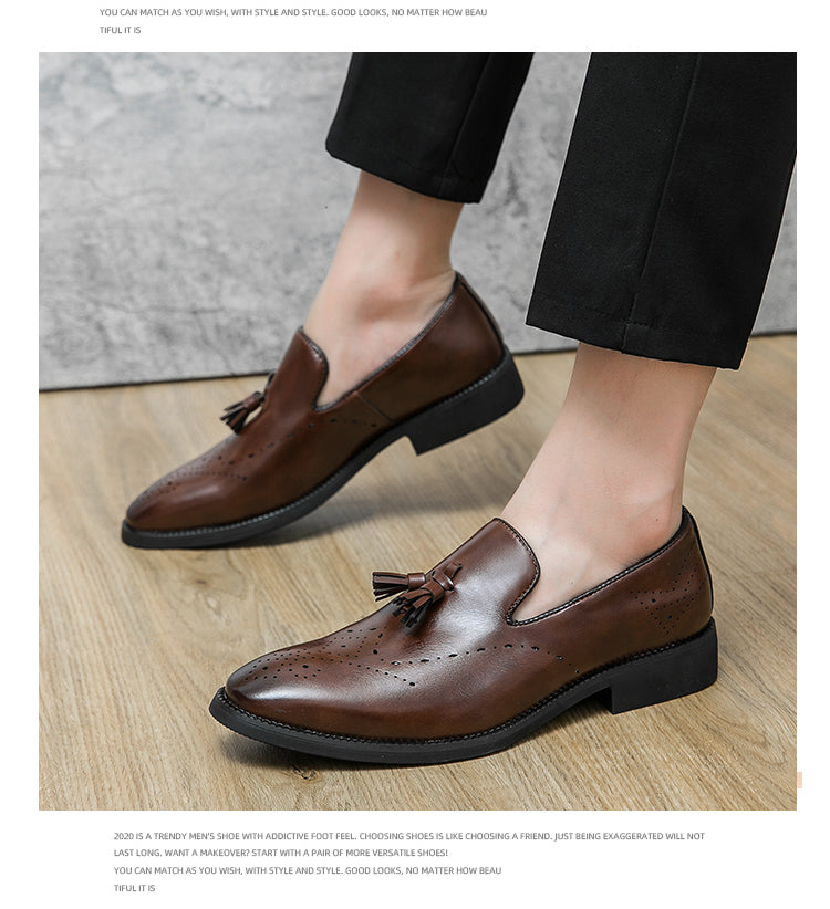 Mocassini in vera pelle Scarpe da esterno Scarpe casual in pelle intagliata con nappine a punta | 8739