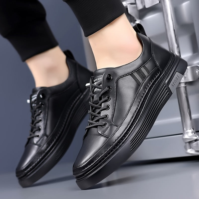 Sneakers in pelle casual con punta affilata comode scarpe traspiranti con lacci | L8081