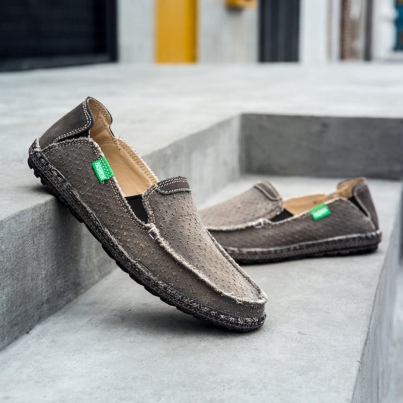 Men’s Plus Size Mesh Sneakers – Lightweight, Slip-On Outdoor Casual Shoes | 8808