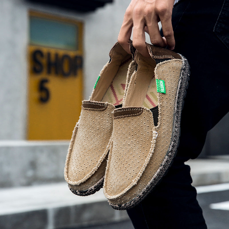 Men’s Plus Size Mesh Sneakers – Lightweight, Slip-On Outdoor Casual Shoes | 8808
