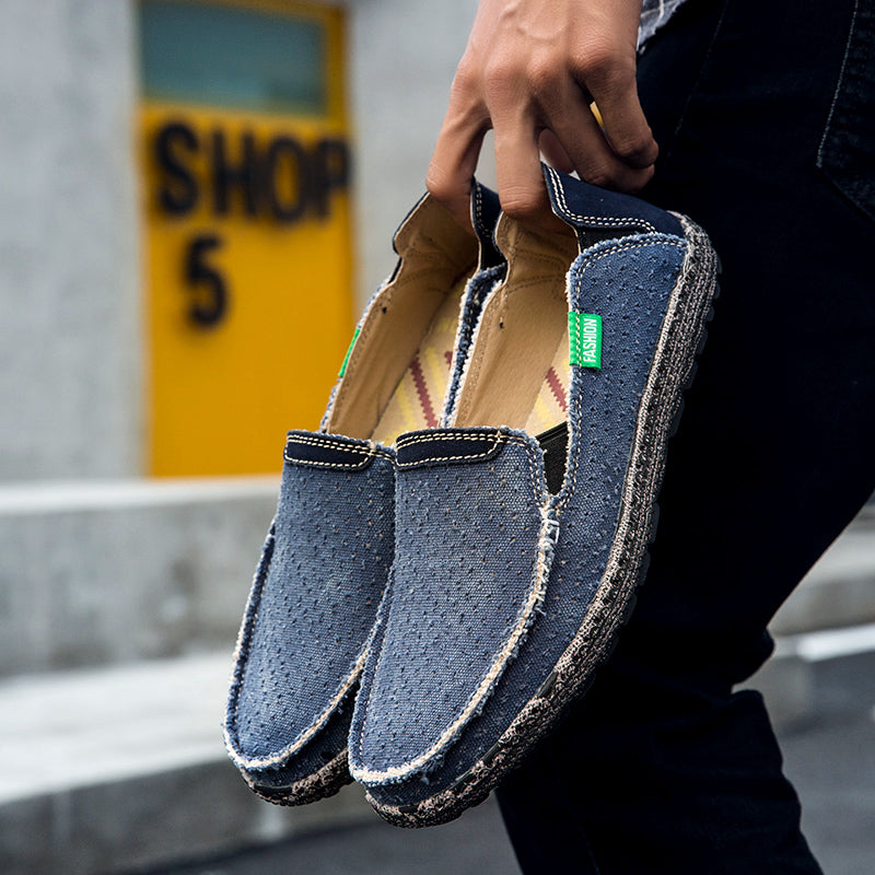 Men’s Plus Size Mesh Sneakers – Lightweight, Slip-On Outdoor Casual Shoes | 8808