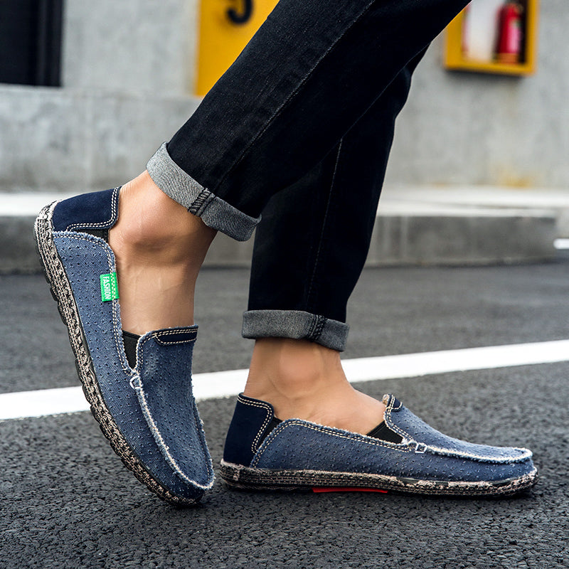 Men’s Plus Size Mesh Sneakers – Lightweight, Slip-On Outdoor Casual Shoes | 8808