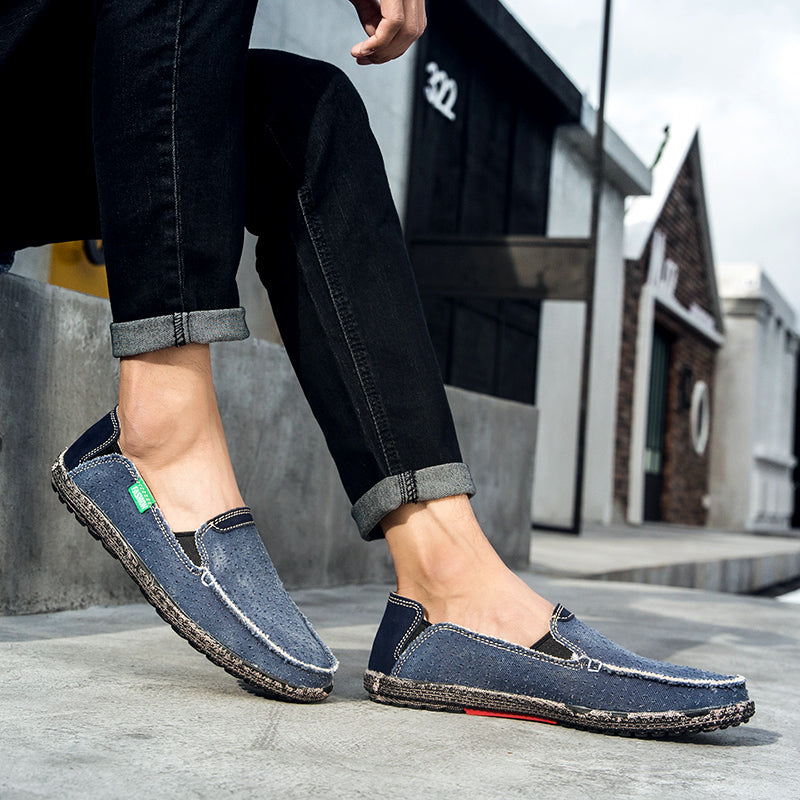 Men’s Plus Size Mesh Sneakers – Lightweight, Slip-On Outdoor Casual Shoes | 8808