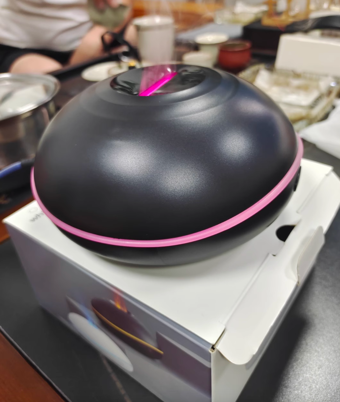 Realistic Flame Effect Aromatherapy Diffuser – 7-Color LED Humidifier USB Powered for Home, Office & Bedroom | SD13