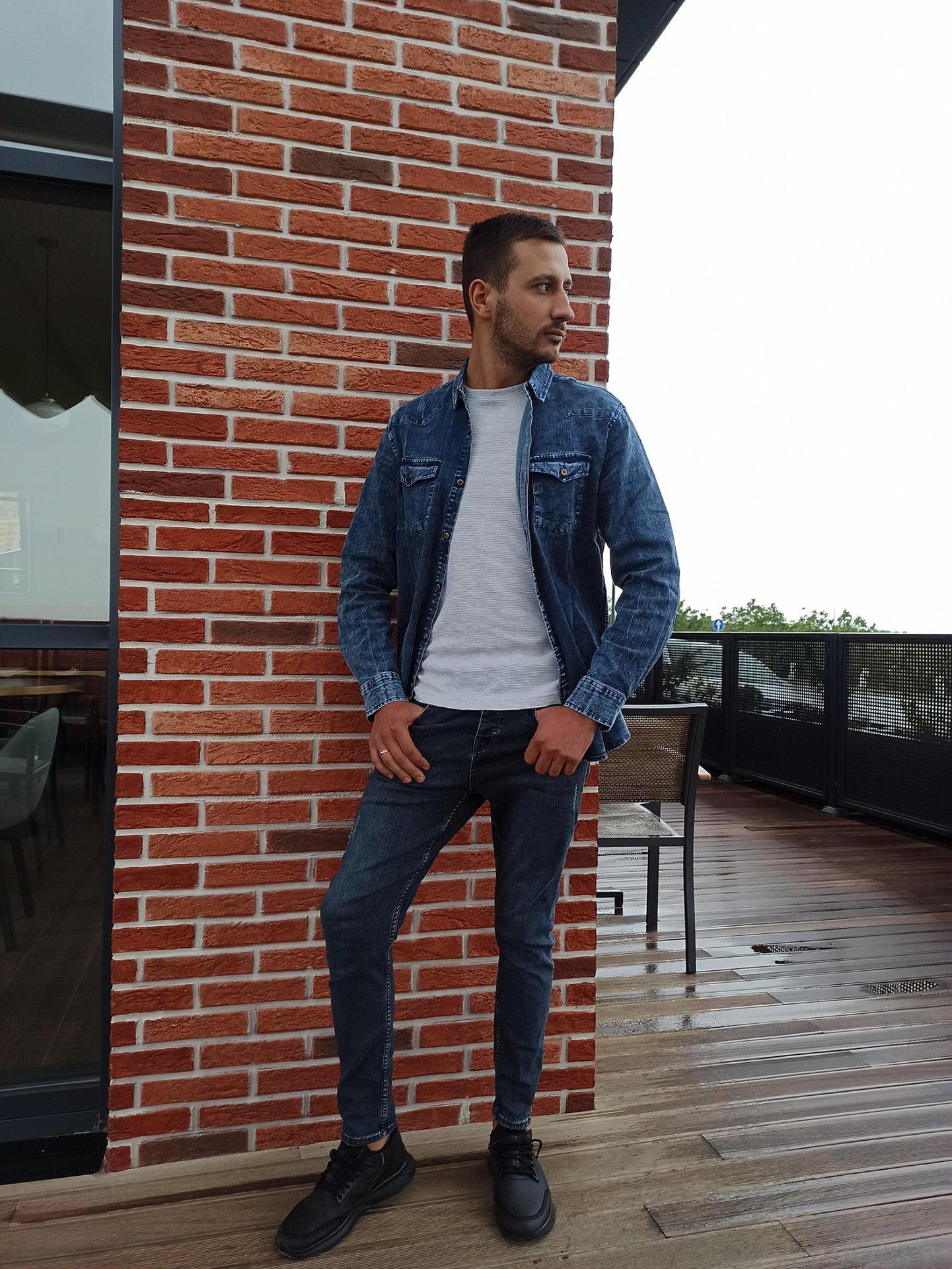 Camicie a maniche lunghe in denim leggero per uomo | 6012