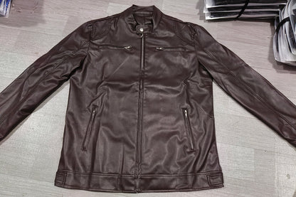 Veste en cuir PU de qualité supérieure avec col montant et coupe ajustée, cardigan chaud à fermeture éclair avec plusieurs poches | PY31 