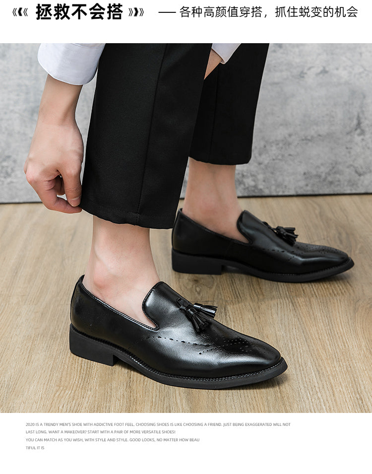 Mocassini in vera pelle Scarpe da esterno Scarpe casual in pelle intagliata con nappine a punta | 8739 