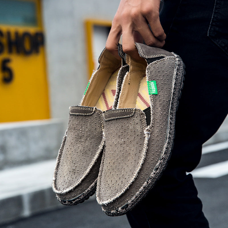 Men’s Plus Size Mesh Sneakers – Lightweight, Slip-On Outdoor Casual Shoes | 8808