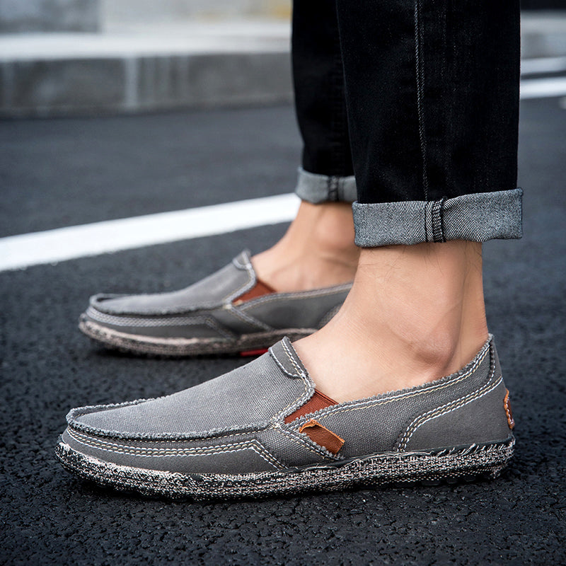 Men’s Washed Canvas Slip-On Shoes | Breathable, Anti-Slip, Classic Deck Style | 8806