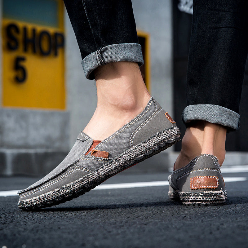 Men’s Washed Canvas Slip-On Shoes | Breathable, Anti-Slip, Classic Deck Style | 8806