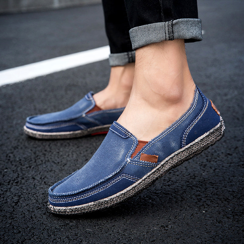 Men’s Washed Canvas Slip-On Shoes | Breathable, Anti-Slip, Classic Deck Style | 8806